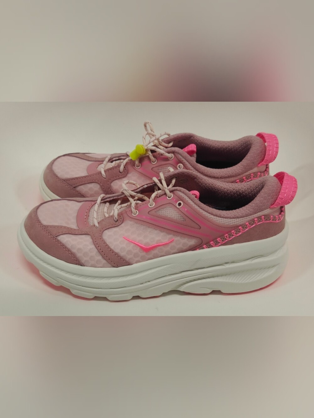 HOKA Bondi B3LS Low Top Sneakers Women 8.5 Cushioned Running Shoes